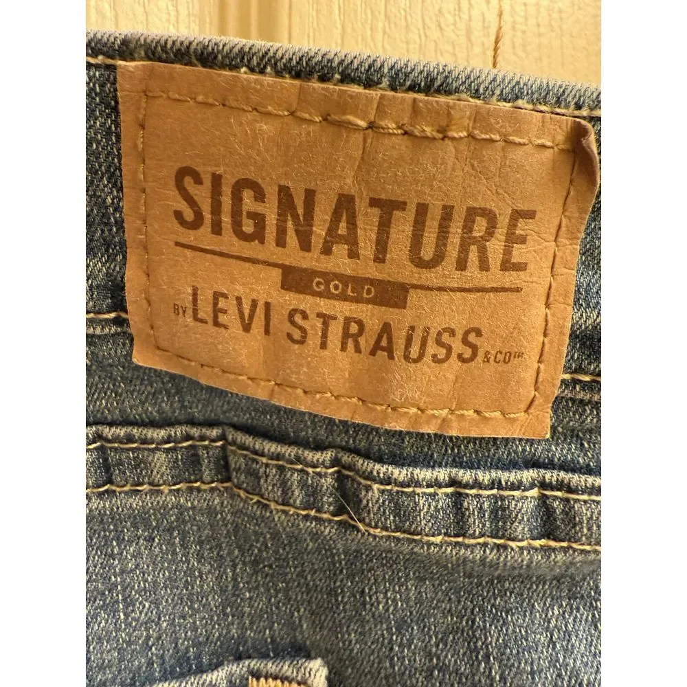 levi strauss signature gold Blue jeans mens totally shaping Straight 35x30‎